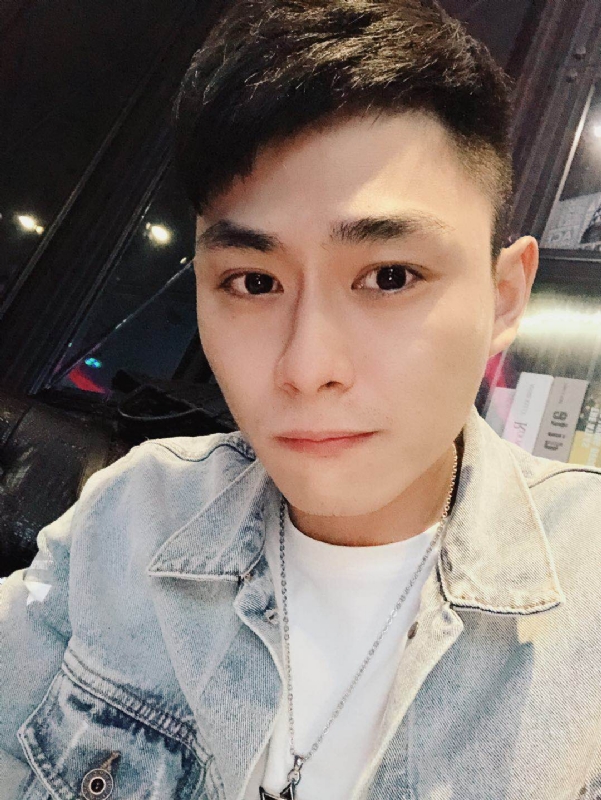 浩浩的第一张照片--驻马店相亲服务中心