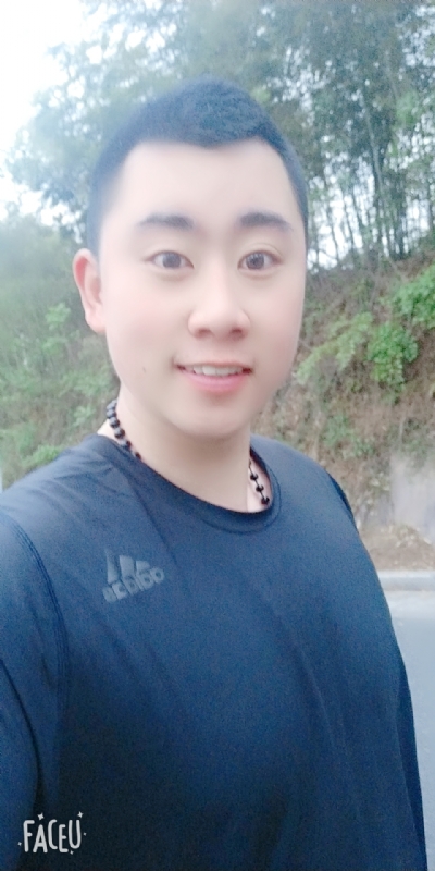 帅小伙的第一张照片--驻马店相亲服务中心