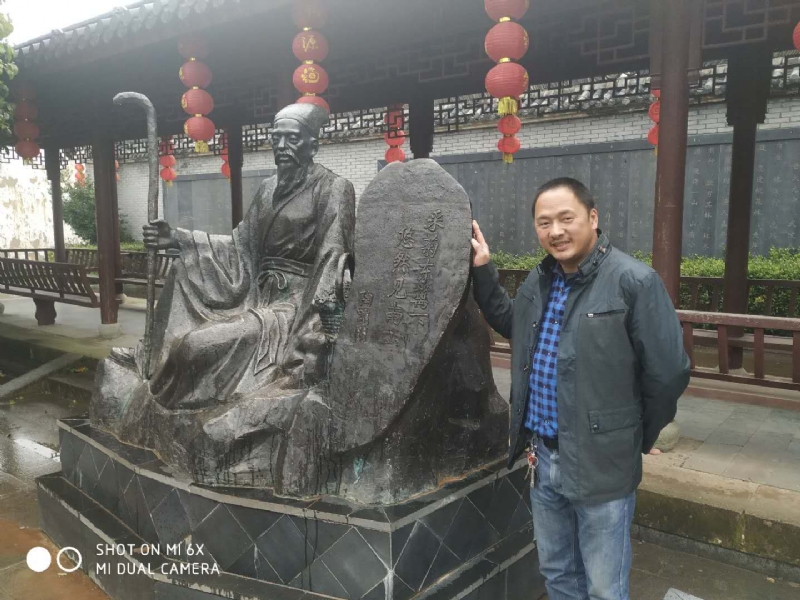 王鑫的第一张照片--驻马店相亲服务中心