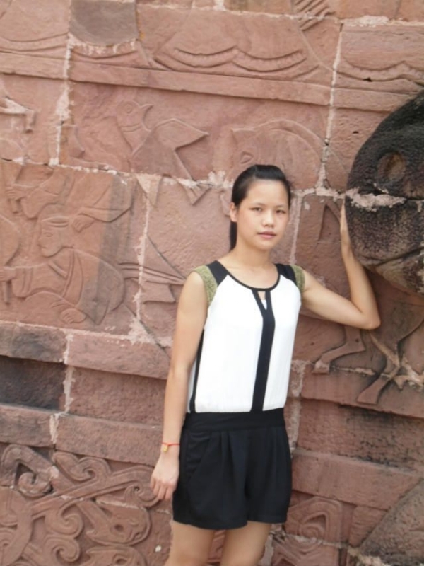 缘凤的第一张照片--驻马店相亲服务中心