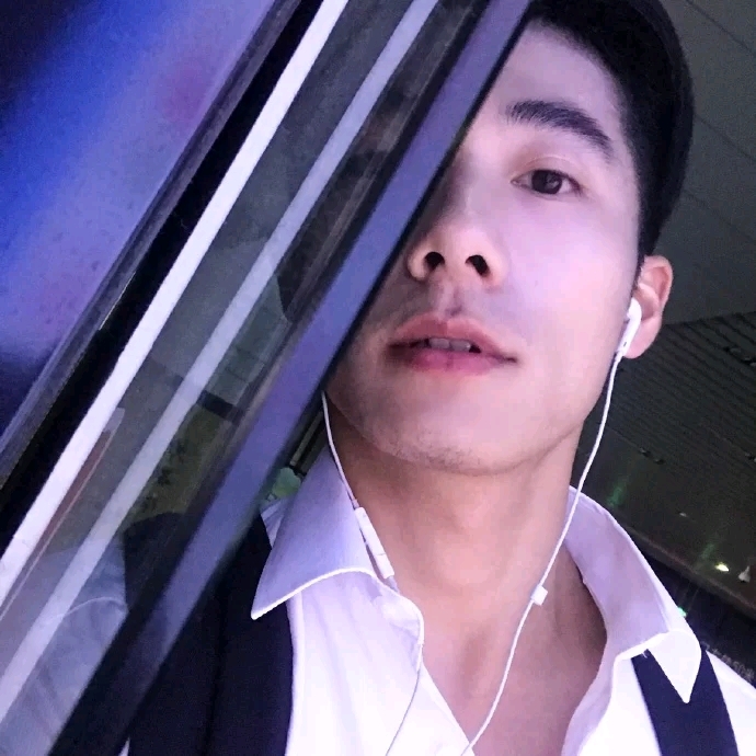 心若磐石的第二张照片--驻马店相亲服务中心