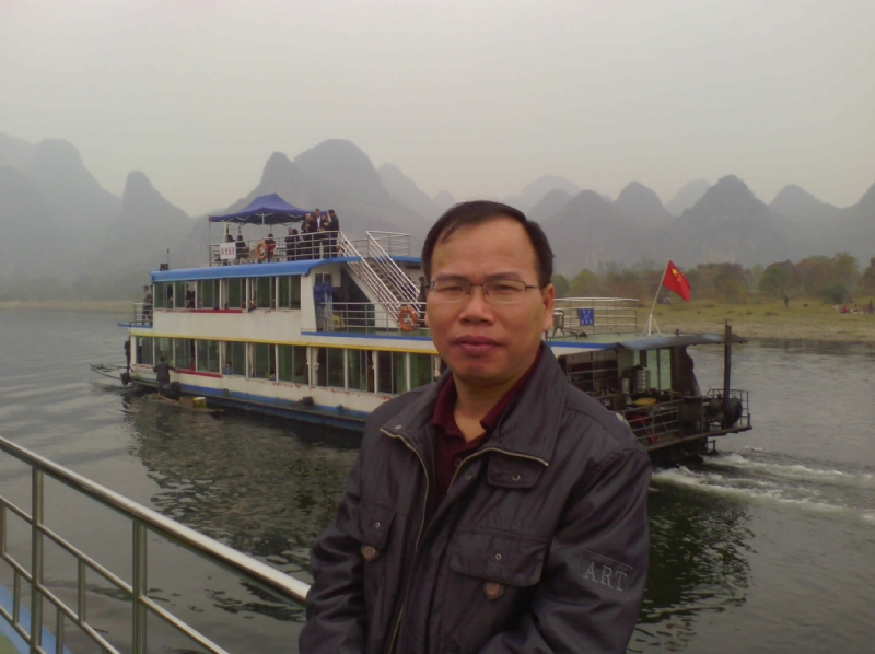 等待有缘人的第一张照片--驻马店相亲服务中心