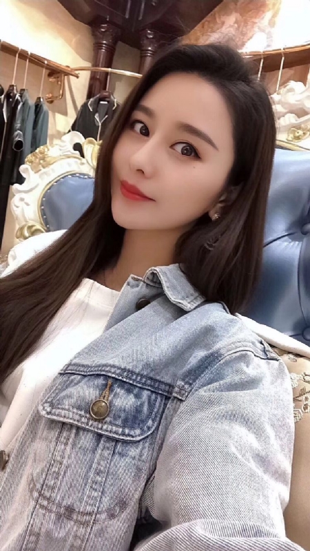 李珊珊的第一张照片--驻马店相亲服务中心