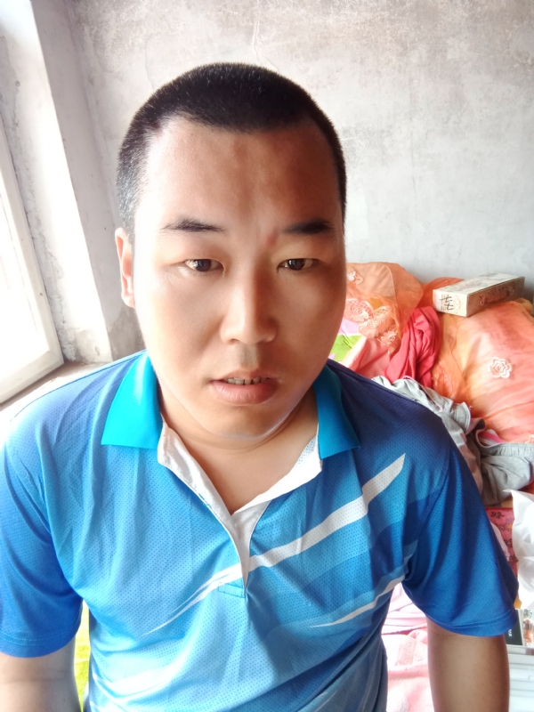 灰太狼的第一张照片--驻马店相亲服务中心