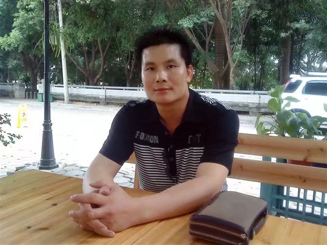 贴身爱人的第一张照片--驻马店相亲服务中心