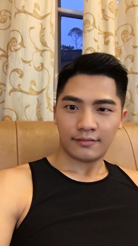 牧遥的第一张照片--驻马店相亲服务中心