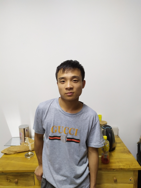 站着等你三千年的第一张照片--驻马店相亲服务中心