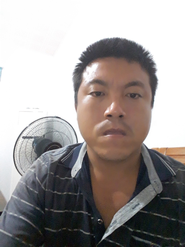 孤独的人的第一张照片--驻马店相亲服务中心