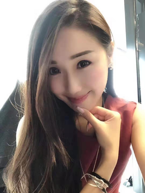 彩蝶的第一张照片--驻马店相亲服务中心