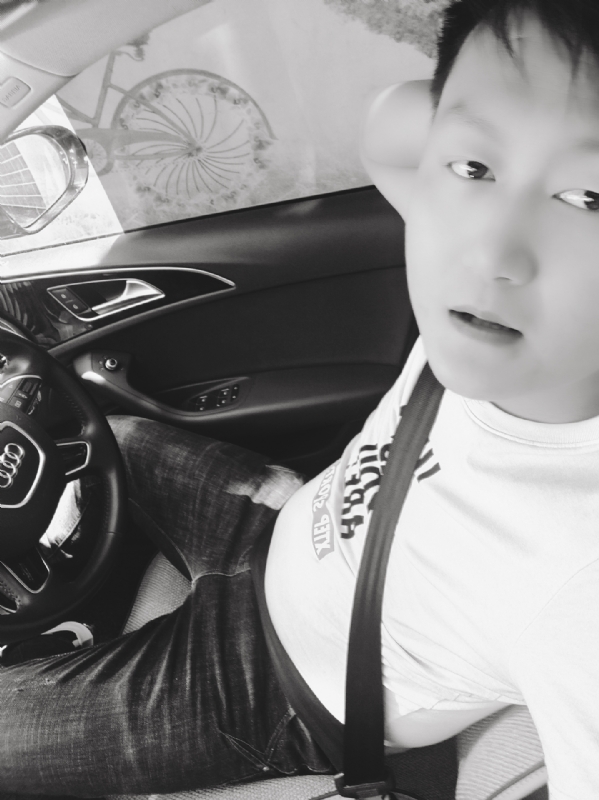 意中人的第一张照片--驻马店相亲服务中心