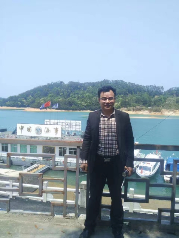 三哥的第一张照片--驻马店相亲服务中心