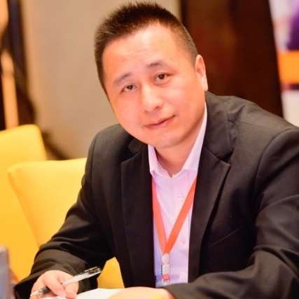 大哥的第一张照片--驻马店相亲服务中心