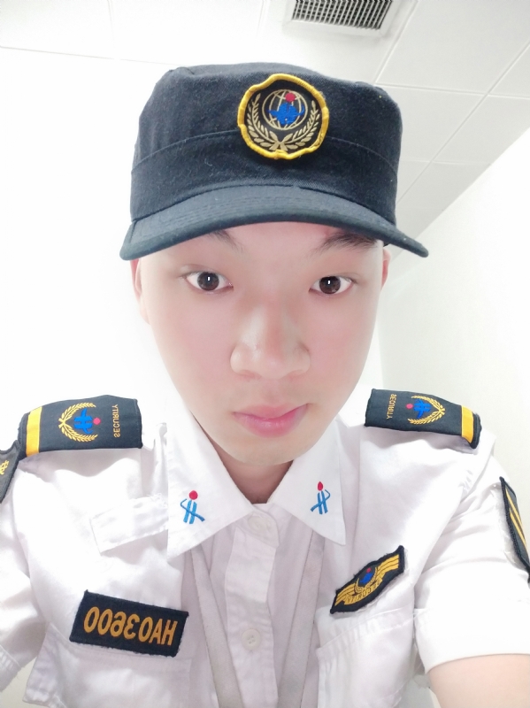 龙龙的第一张照片--驻马店相亲服务中心