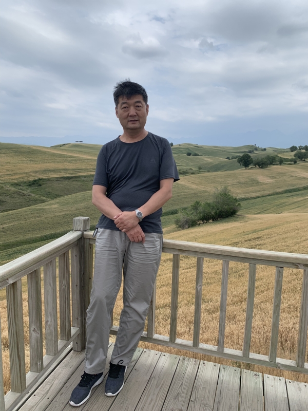 顺其自然的第一张照片--驻马店相亲服务中心