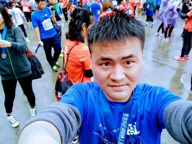 小五在跳舞的第一张照片--驻马店相亲服务中心