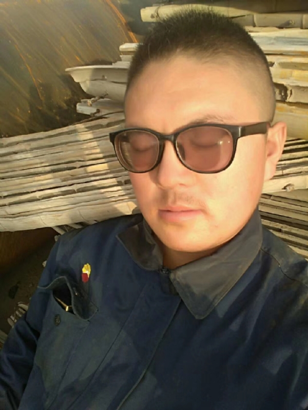 陈国建的第一张照片--驻马店相亲服务中心