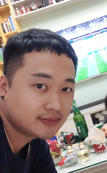 枫叶的第一张照片--驻马店相亲服务中心