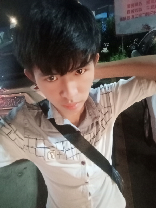 杨哥的第一张照片--驻马店相亲服务中心