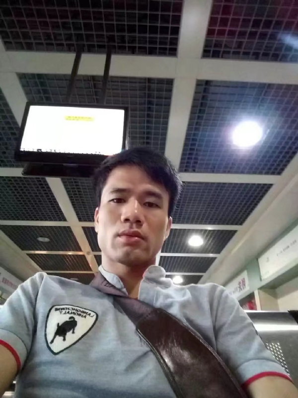 武哥的第一张照片--驻马店相亲服务中心