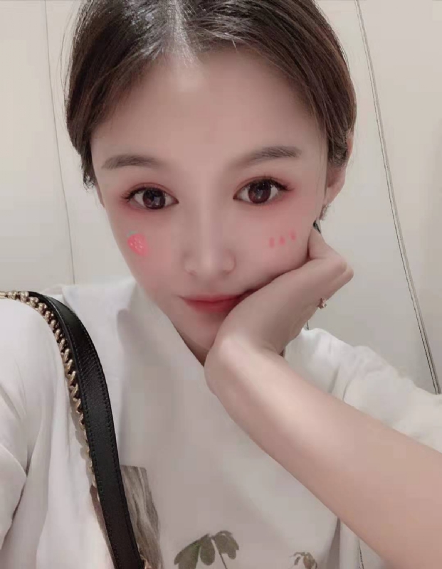 fei菲儿的第一张照片--驻马店相亲服务中心