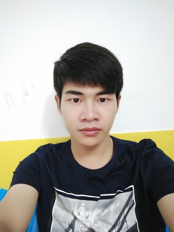 春风拂柳的第一张照片--驻马店相亲服务中心