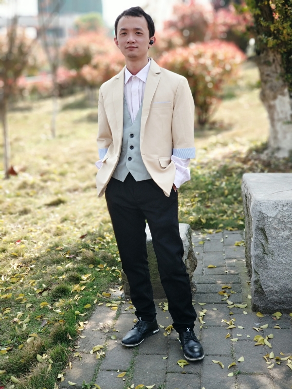 四叶草的第一张照片--驻马店相亲服务中心