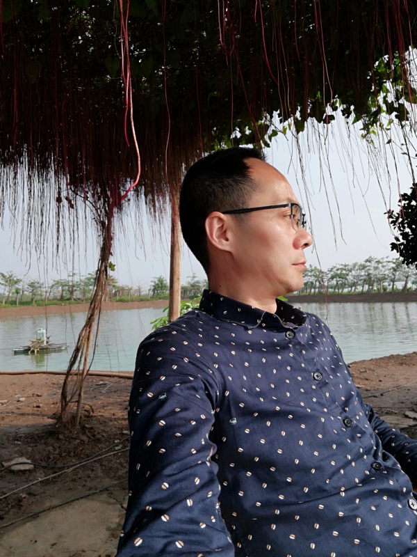 守望烟云的第一张照片--驻马店相亲服务中心