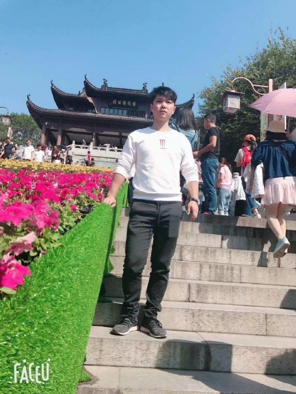 坦然的第二张照片--驻马店相亲服务中心