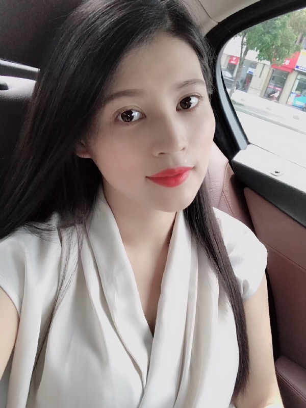 玲子的第一张照片--驻马店相亲服务中心