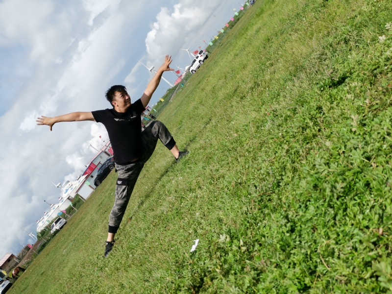 舞者的第一张照片--驻马店相亲服务中心