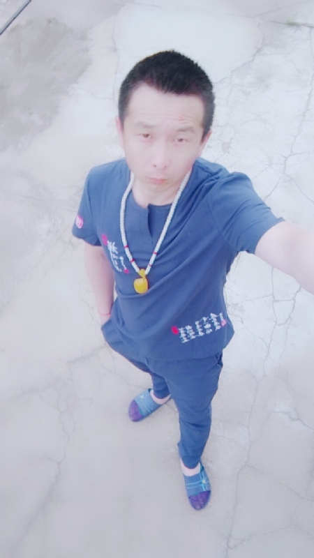 一叶之秋的第一张照片--驻马店相亲服务中心