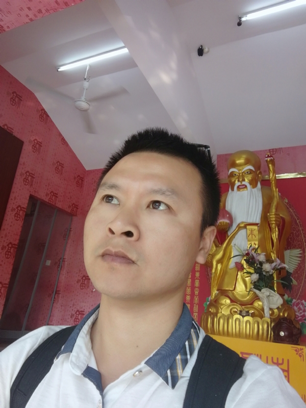 WAR的第一张照片--驻马店相亲服务中心