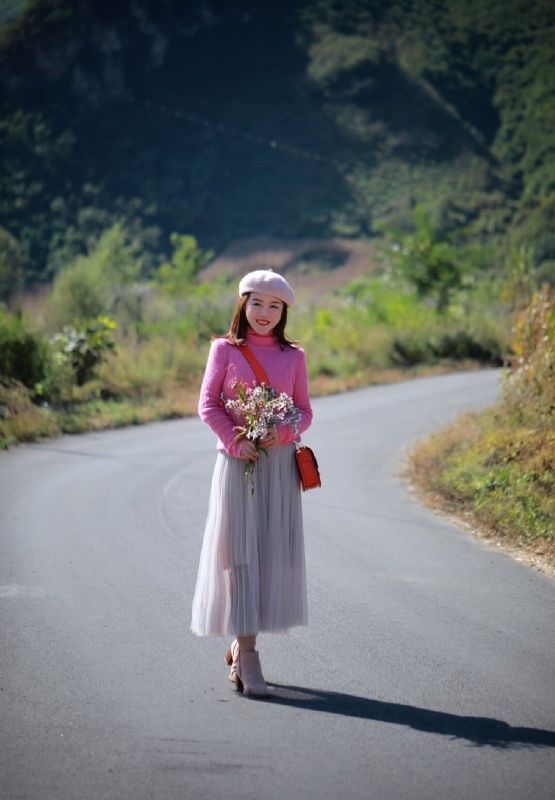 素年锦时的第二张照片--驻马店相亲服务中心