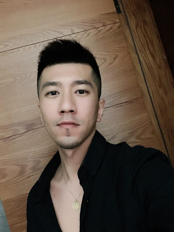 佳佳的第一张照片--驻马店相亲服务中心