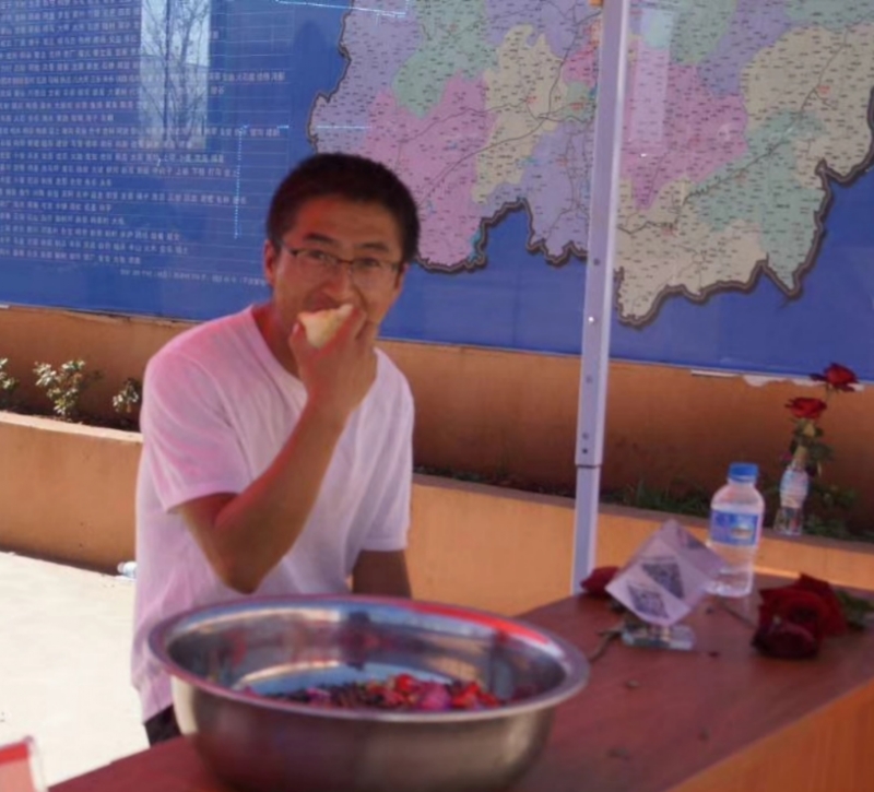 寻水的第一张照片--驻马店相亲服务中心