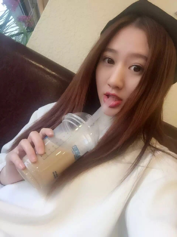 姚瑶的第一张照片--驻马店相亲服务中心