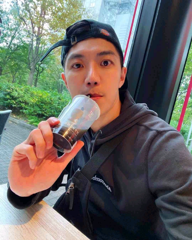 苏天奇的第一张照片--驻马店相亲服务中心