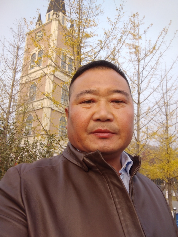 枫的第一张照片--驻马店相亲服务中心