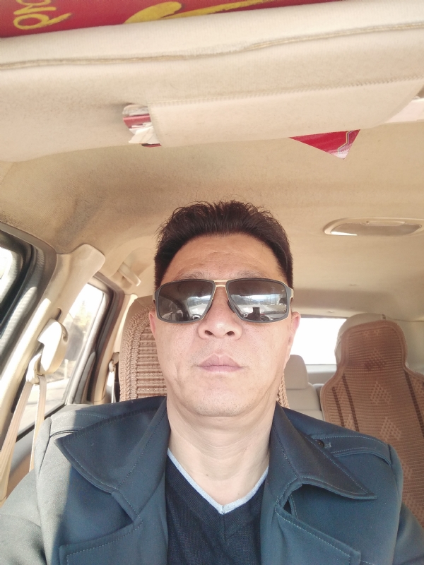 傲骨寒梅的第一张照片--驻马店相亲服务中心