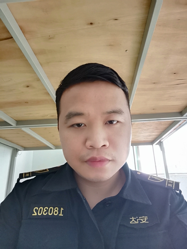 小子的第一张照片--驻马店相亲服务中心