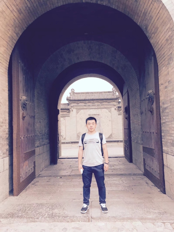 寻寻觅觅的第一张照片--驻马店相亲服务中心