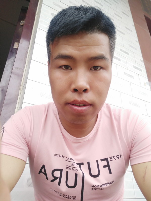 守护爱情的第一张照片--驻马店相亲服务中心