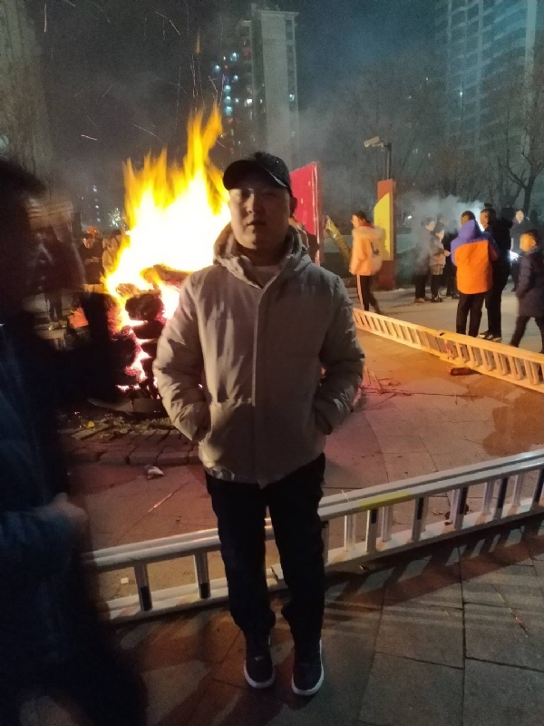 爱情里的俩个人的第二张照片--驻马店相亲服务中心