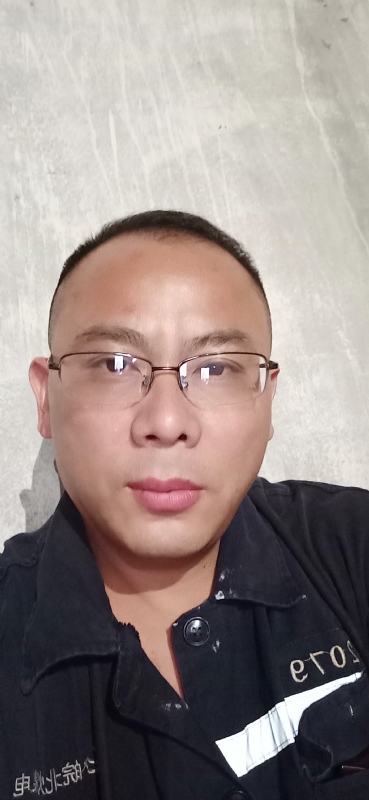 知足常乐的第一张照片--驻马店相亲服务中心