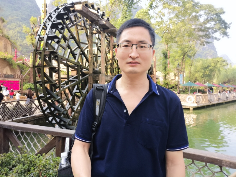 一笑而过的第一张照片--驻马店相亲服务中心