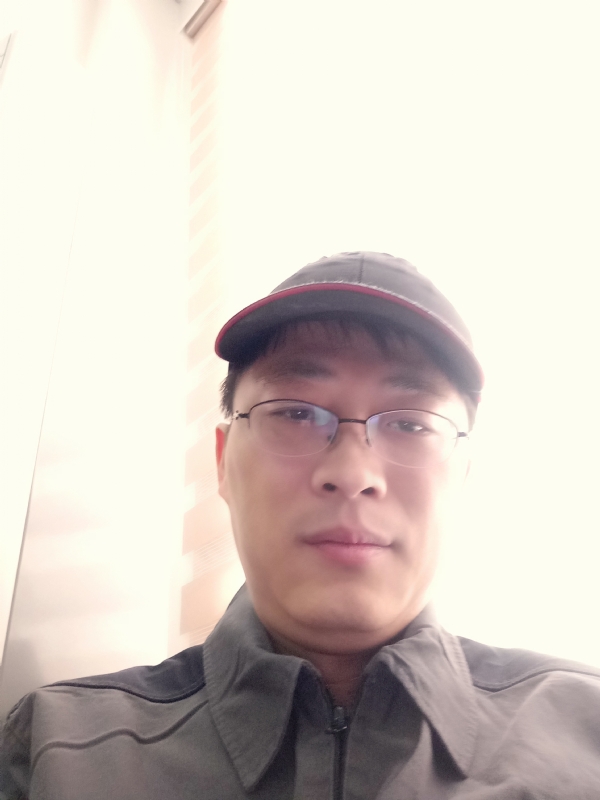 小马哥的第一张照片--驻马店相亲服务中心