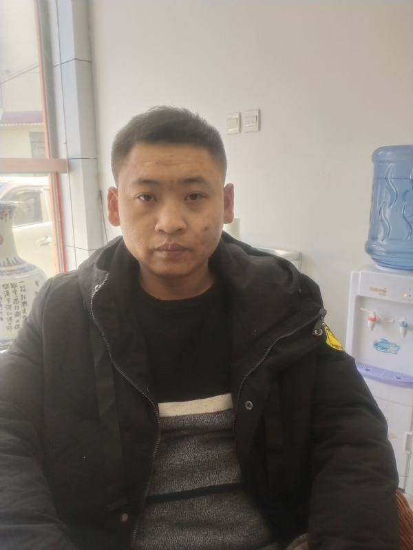 瞿波的第一张照片--驻马店相亲服务中心