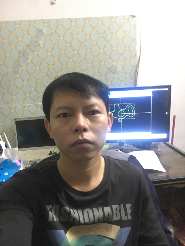 黄叶枫的第一张照片--驻马店相亲服务中心