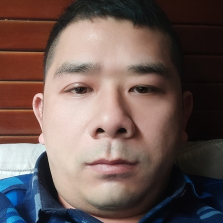 滕哥的第一张照片--驻马店相亲服务中心