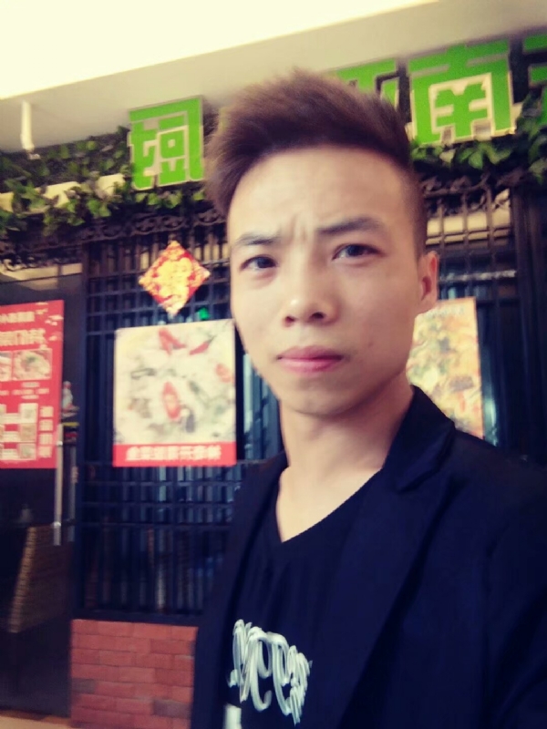 听云的第一张照片--驻马店相亲服务中心